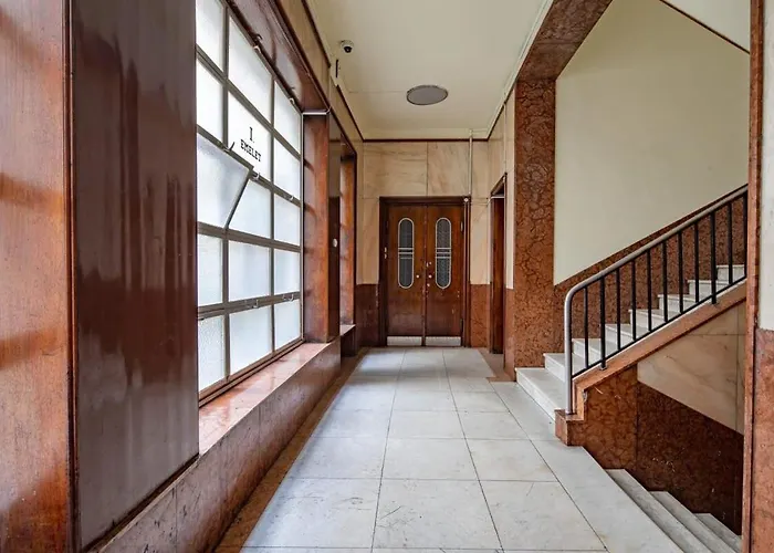 Ultra - New - Mini * Budapesta